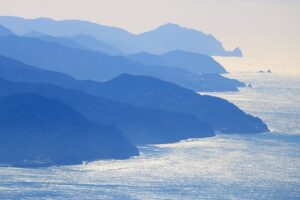 1024px izu peninsula from mount echizen s2