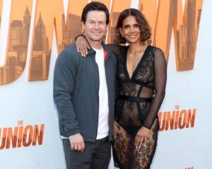 90 Halle Berry Wears Black Lace La Perla 2016 Dress to The Premiere of the Union in LA 1