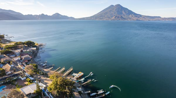 Guatemala Lake Atitlan Stefan Tomic CROP GettyImages 1391128707