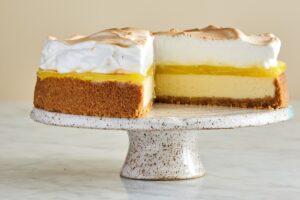 k2FPhoto2FRecipes2F2023 07 lemon meringue cheesecake2FLemon Meringue Cheesecake 090