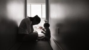 parents stress kids istock 0613