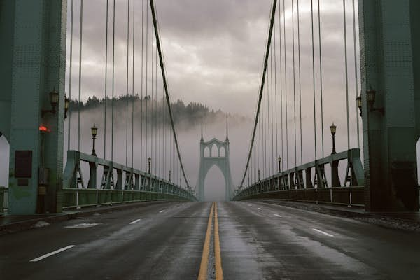 USA Portland St Johns Bridge Zeb Andrews GettyImages 1453681067 a