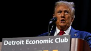 trump economicclub detroit1